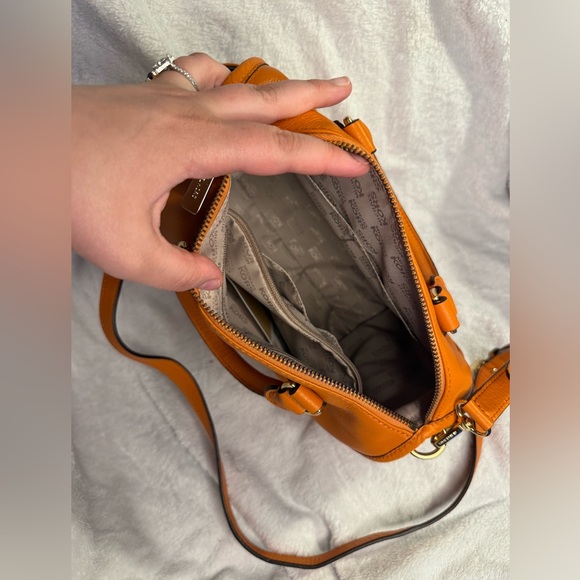 Michael Kors Orange Pebbled Leather Satchel with Adjustable Crossbody Strap EUC - Picture 15 of 16
